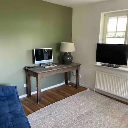 Kleine Gemuetliche Haushaelfte Bobby