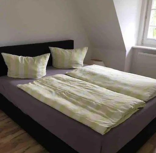 Kleine Gemuetliche Haushaelfte Bobby Feriehus